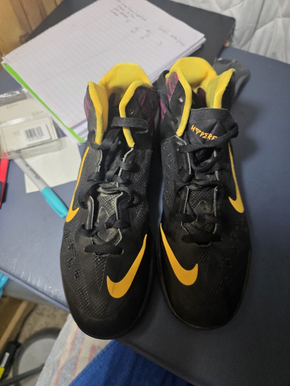 Nike Zoom Hyperfuse Black and Yellow Basketball Sneakers Size 10.5m